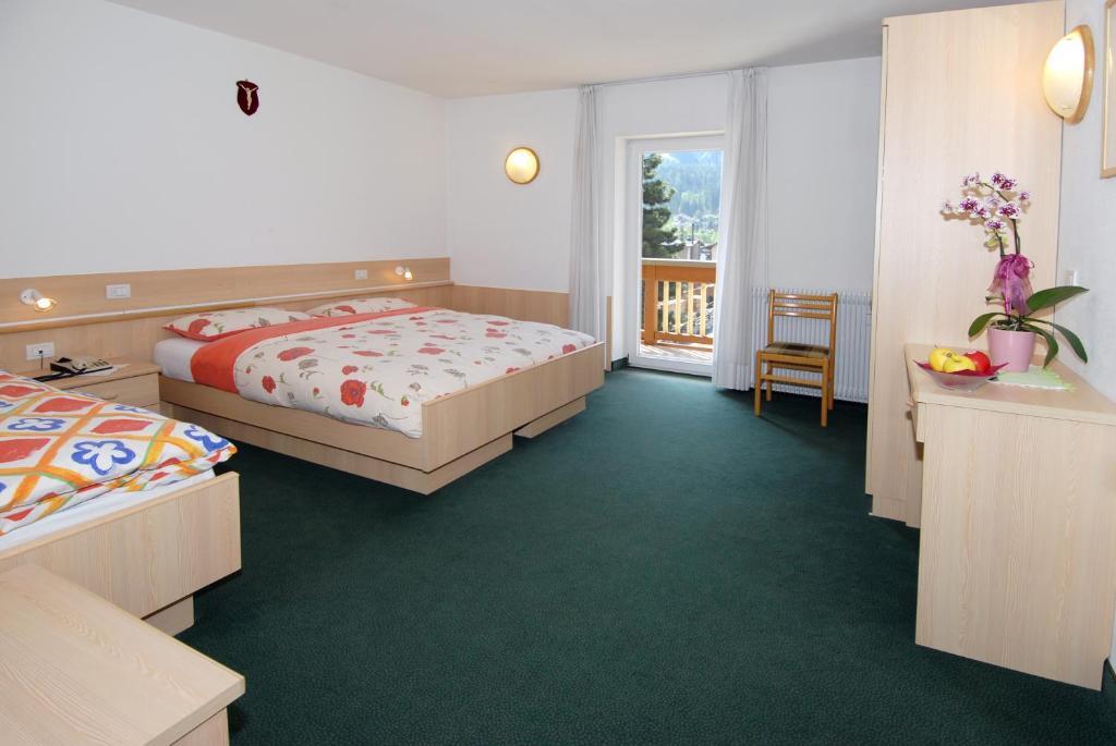 Hotel Zanon Ziano di Fiemme Pokój zdjęcie