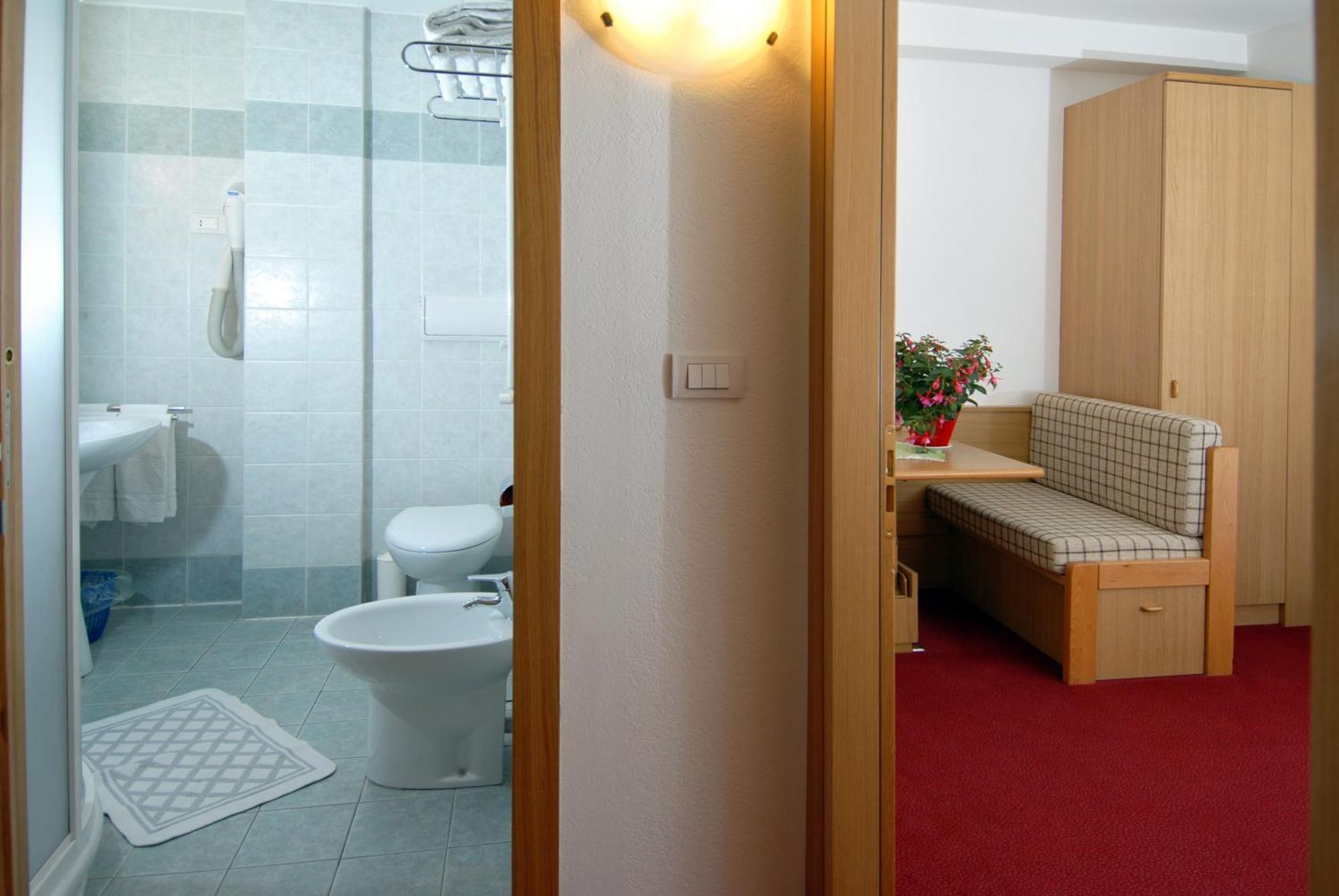 Hotel Zanon Ziano di Fiemme Zewnętrze zdjęcie