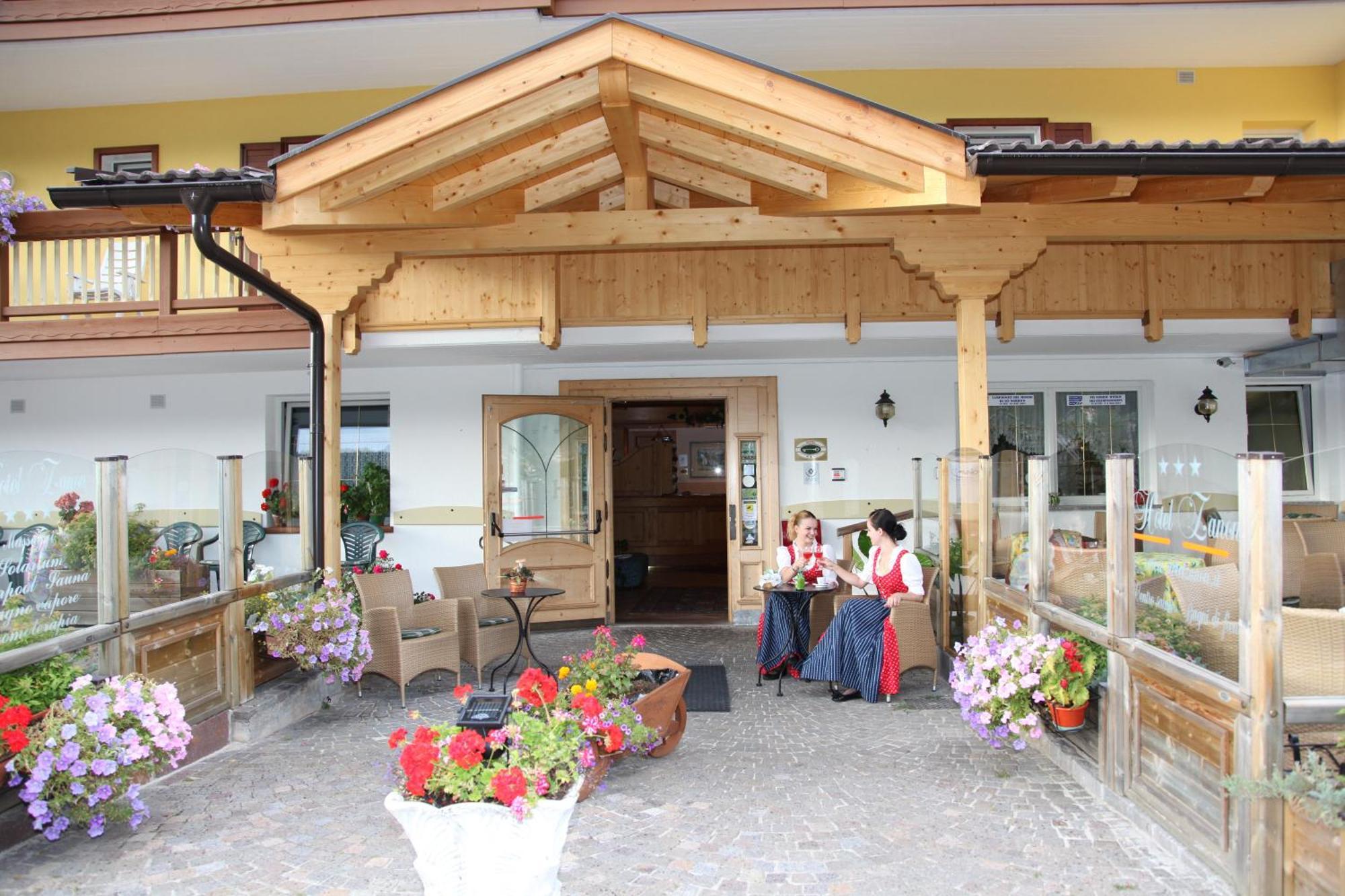 Hotel Zanon Ziano di Fiemme Zewnętrze zdjęcie