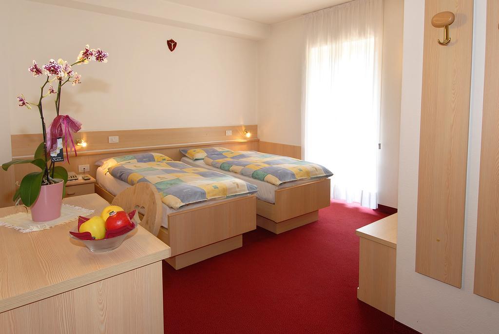 Hotel Zanon Ziano di Fiemme Zewnętrze zdjęcie